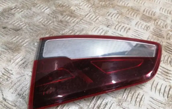 Rear/tail lights