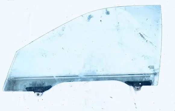 Honda Accord Front door window glass four-door 43r00048