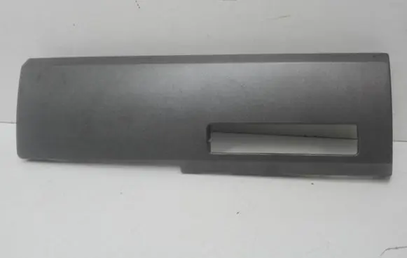 Dashboard glove box trim