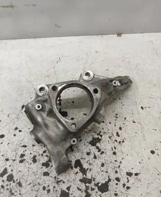 Chevrolet Camaro Front wheel hub 84004747