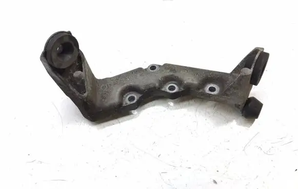 Mercedes-Benz C W203 Engine mounting bracket a1110940241