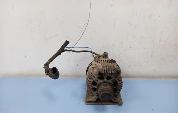KIA Carnival Generator/alternator 0K55218300B 0K55318300 0K55318300A