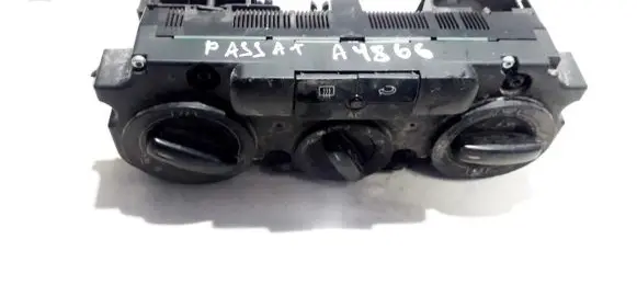 Volkswagen PASSAT B6 Climate control unit