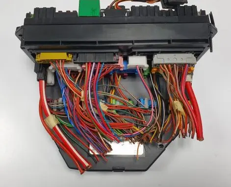 Mercedes-Benz E C207 W207 SAM control unit A2129008307