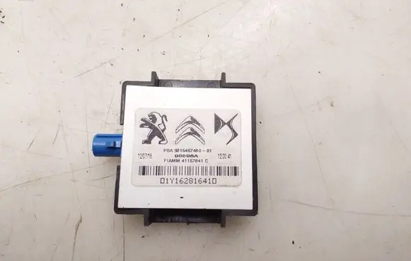 Peugeot 3008 II Aerial antenna amplifier 9815467480 PSA9815467480 98096A