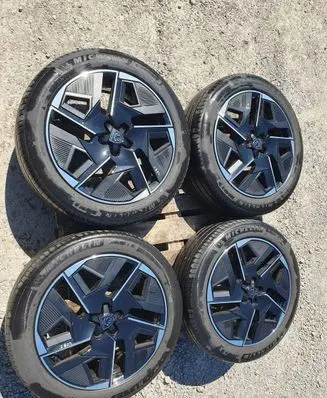 Peugeot 408 II R19 alloy rim 
