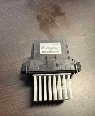 Ford Focus Heater blower motor/fan resistor G3GH19E624AA F011500141 S076370170