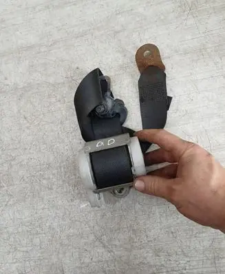 Opel Vectra C Rear seatbelt 09185498N 24467050F