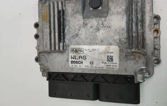 Mazda BT-50 Engine control unit/module 0281011826 WLAS18881D 1039S23511