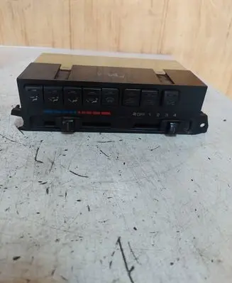 Mazda 323 F Climate control unit