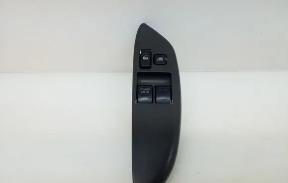 Toyota Yaris Electric window control switch