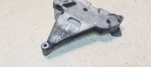 Audi A3 S3 A3 Sportback 8P Engine mounting bracket 03G199207E