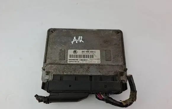 Skoda Fabia Mk1 (6Y) Engine control unit/module 047906033C 5WP4419907