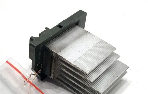 Heater blower motor/fan resistor