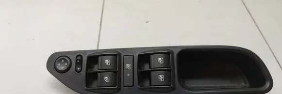 Fiat Tipo Electric window control switch 735604302