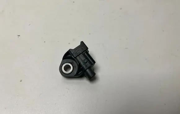 BMW XM Acceleration sensor 9496818