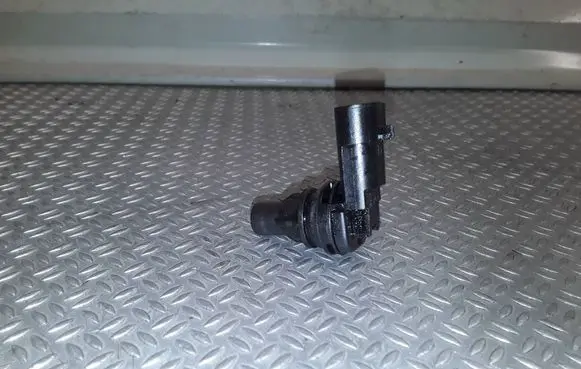 Opel Insignia A Camshaft position sensor 55216243