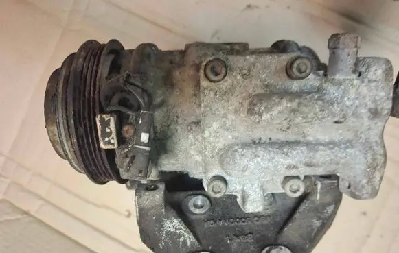 Jaguar XJ X308 Air conditioning (A/C) compressor (pump) 4472004145 10PA17C HFC134A