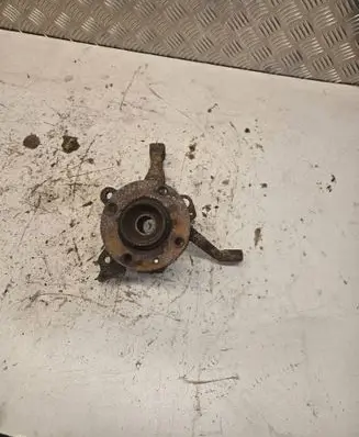 Volkswagen Golf III Front wheel hub spindle knuckle 