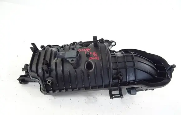 Skoda Octavia Mk4 Intake manifold 05C129709E