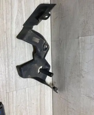 Ford Ecosport Bumper support mounting bracket corner GN1511779CC