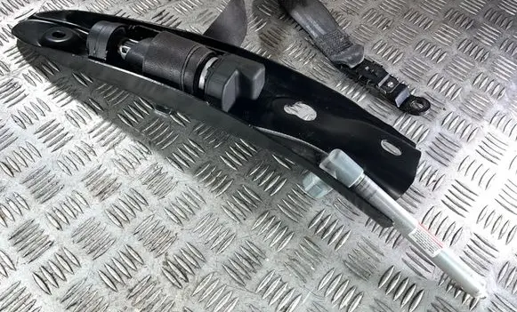 Volvo XC90 Front seatbelt
