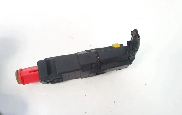 Opel Combo C Brake pedal sensor switch 9046325 451021