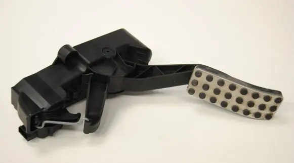 Mercedes-Benz B W245 Accelerator throttle pedal A1693000604