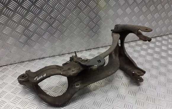 Peugeot 407 Front control arm 9661544680C