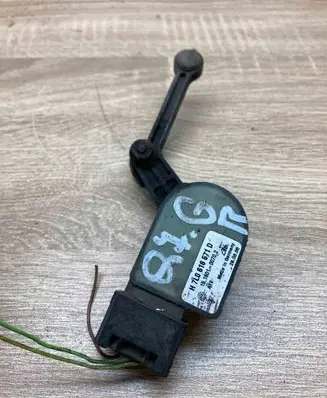 Audi Q7 4L Headlight/headlamp level sensor 7L0616571D 4E0907503C