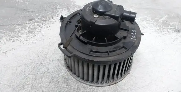 Mazda 3 I Heater fan/blower HB111B32H025L9 8940000260