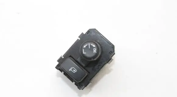 Subaru WRX Wing mirror switch 83061FJ000