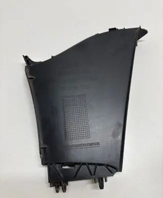 Skoda Enyaq iV Intercooler air guide/duct channel 5LA121764A 2U102