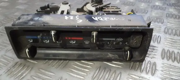 Mazda 323 Climate control unit