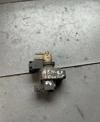 Renault Laguna II Turbo solenoid valve 03900