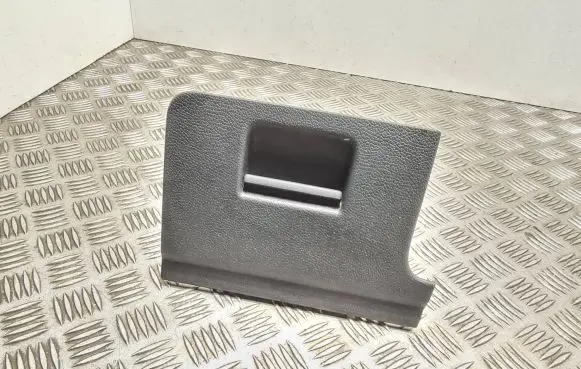 Volkswagen Golf VI Glove box 5K1857923B 5K1857919D