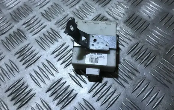 Toyota Avensis T250 Door control unit/module 8974105050 89741-05050