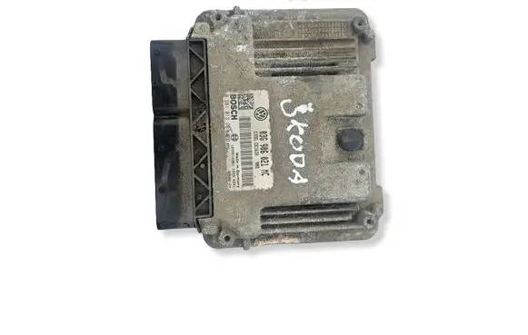Skoda Octavia Mk2 (1Z) Engine control unit/module 03G906021MC 1039S16961 0281013299