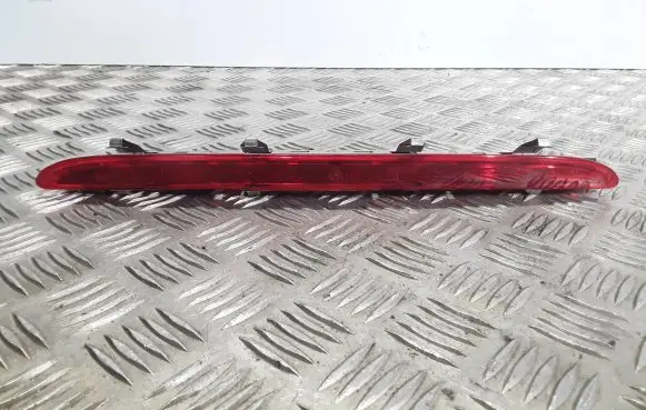 Mercedes-Benz ML W164 Third/center stoplight A1648201056