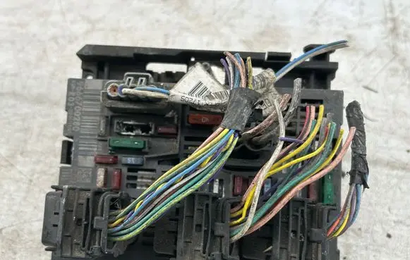 Fiat Scudo Fuse box set 9666700280