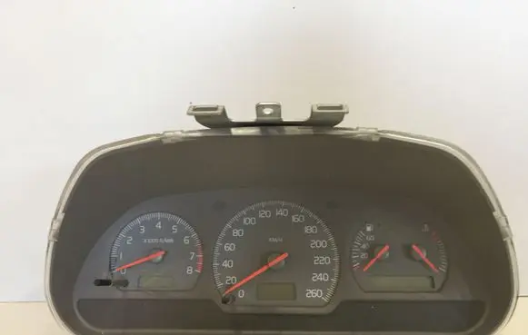 Volvo S40, V40 Speedometer (instrument cluster) 30857490F