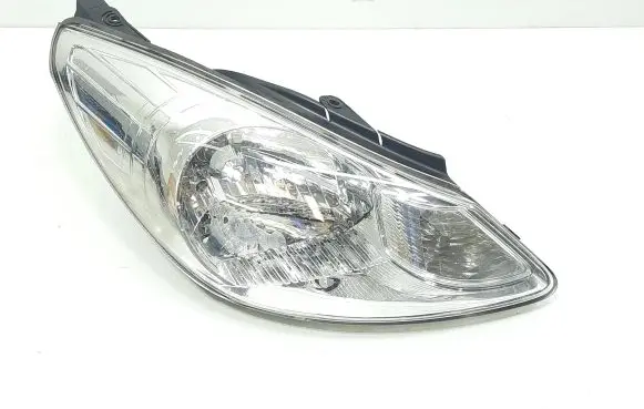 KIA Picanto Headlight/headlamp 92102070