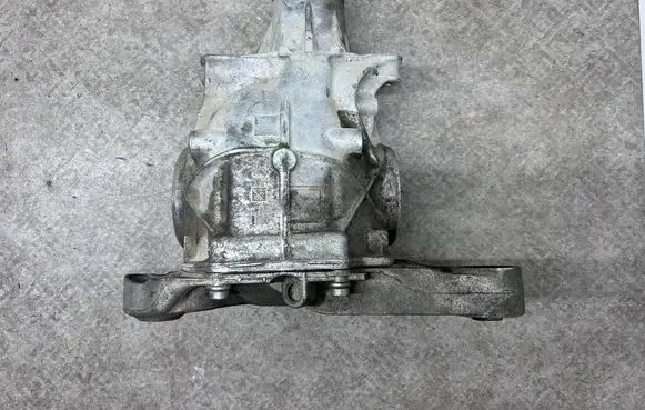 BMW X7 G07 Rear differential 8849917