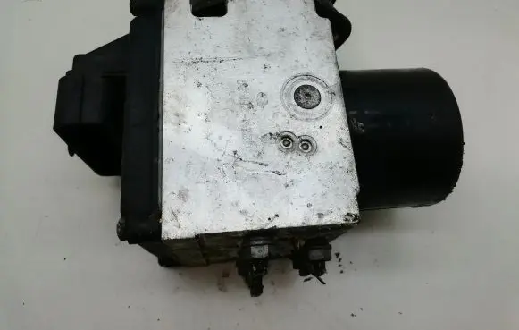 Volkswagen PASSAT B6 ABS Pump 3C0614109P