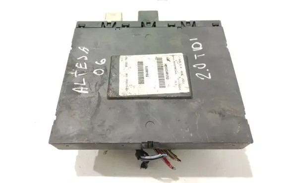 Seat Altea Comfort/convenience module 1K0937049N