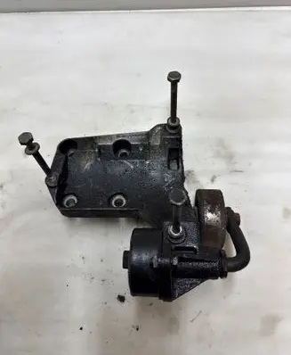 BMW 5 E39 A/C compressor mount bracket 2247421