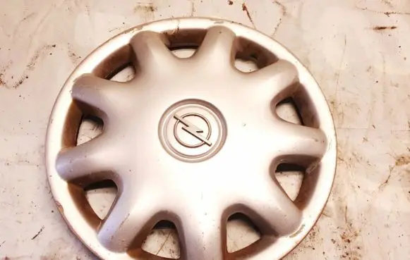 Opel Vectra B R15 wheel hub/cap/trim 09156269