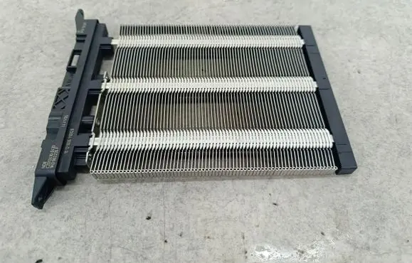 Volkswagen PASSAT B6 Air conditioning (A/C) radiator (interior) 1K0963235F