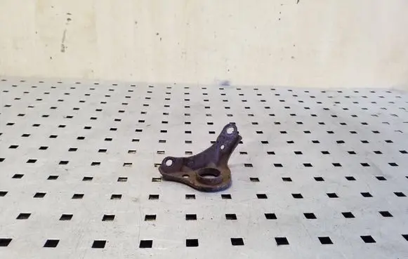 KIA Rio Radiator mount bracket