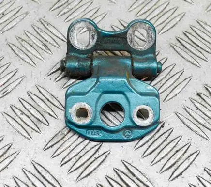 Mercedes-Benz SLK R170 Front door upper hinge 97M10